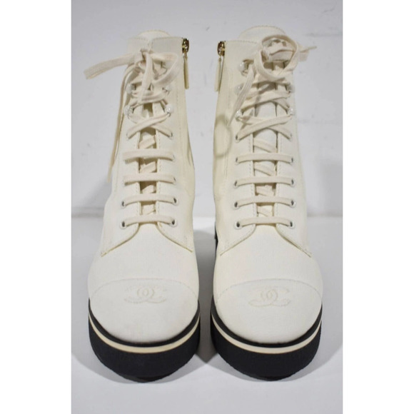 Chanel 21C White Fabric CC Logo Combat Lace Up Tie Ankle Moto Short Heel Boot 39 - Picture 6 of 12